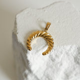 Ray pendant