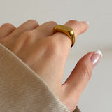 Isabella ring 