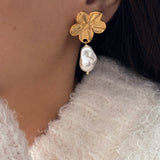 Alice earrings 